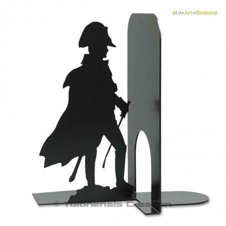 Bookend Napoleon in 1806 depicts the french emperor looking at the parade of the Grenadiers of the Inperial Guard. Height 19 cm
