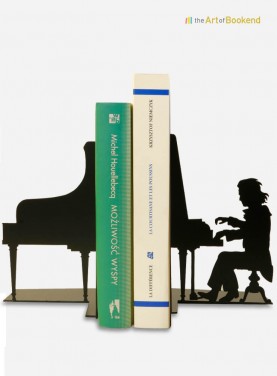 The set of bookends Ludwig van Beethoven on his piano. Height 19 cm. Steel laser cut
