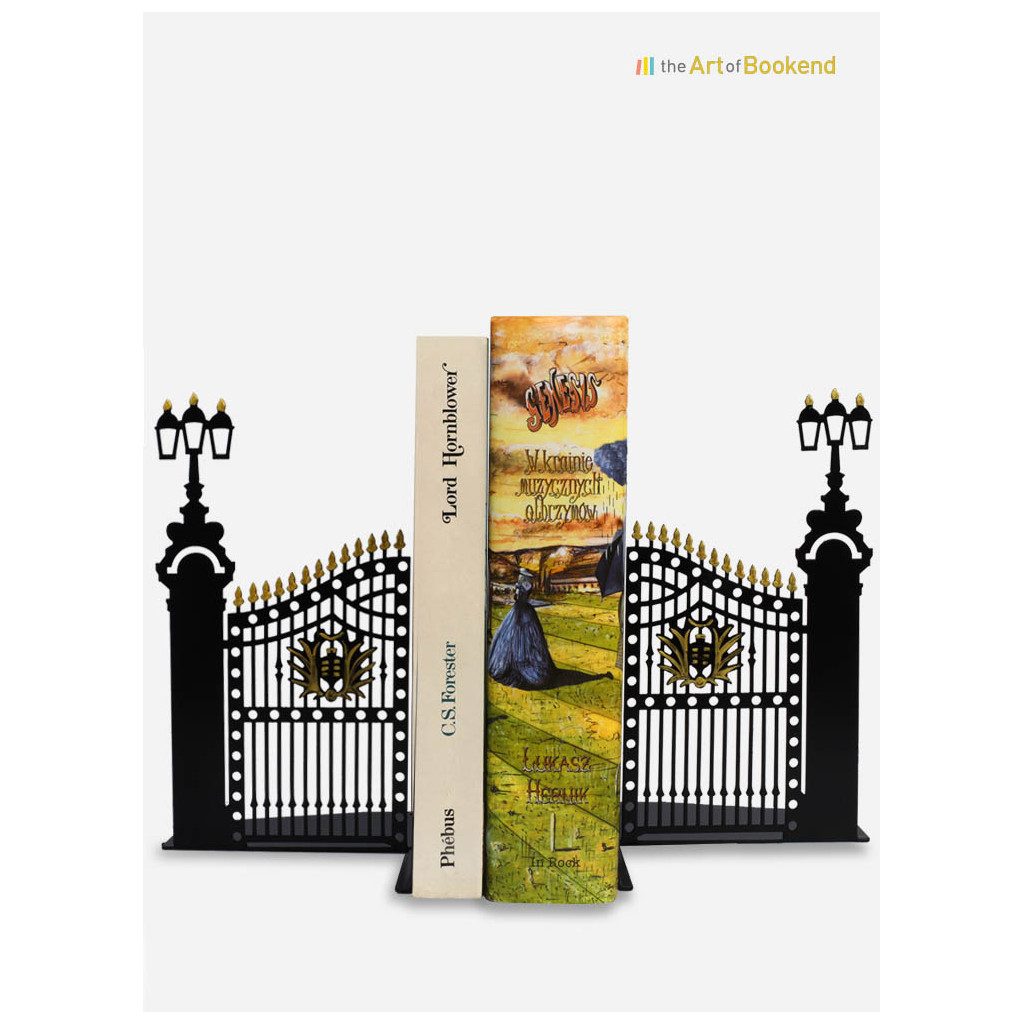 Set of bookends the Gates of Buckingham Palace in London