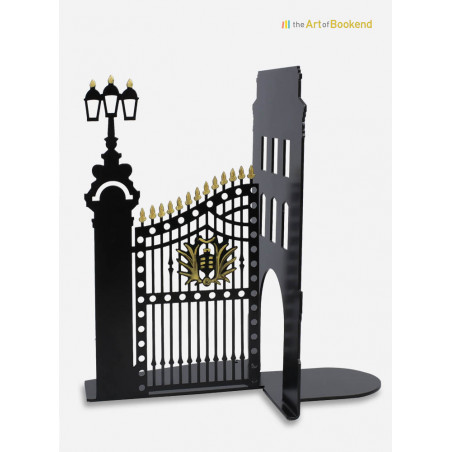 Bookend the Gate of Buckingham Palace. Model left. Height 19 cm
